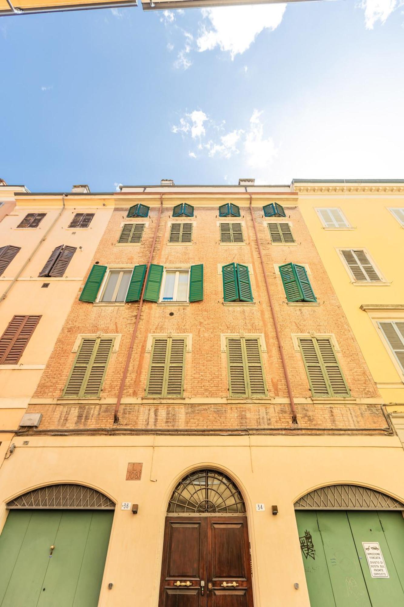 Molinari House Modena Centro Lux Apartment Exterior photo